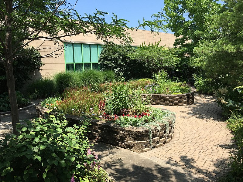 Sensory_Garden_at_the_Ohio_Library_for_the_Blind_and_Physically_Disabled